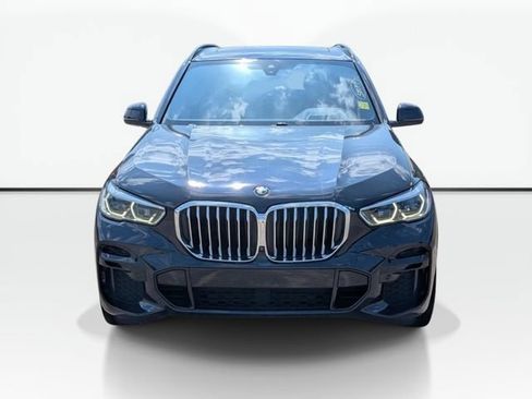 Used 2022 BMW X5 xDrive40i w/ M Sport Package AWD/4WD image 2