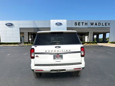 Used 2024 Ford Expedition Timberline image 6