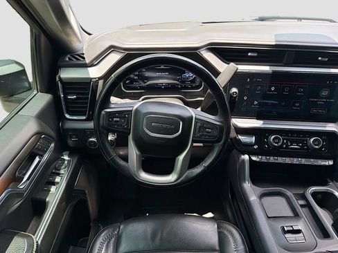 Used 2024 GMC Sierra 2500 Denali w/ Denali Reserve Package AWD/4WD image 16