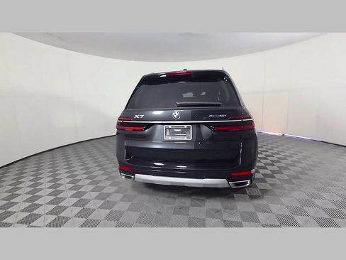 Used 2024 BMW X7 xDrive40i AWD/4WD image 43