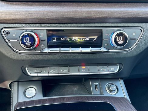 Used 2021 Audi Q5 2.0T Premium Plus image 16