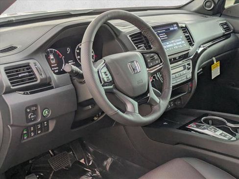 New 2026 Honda Ridgeline Black Edition image 3