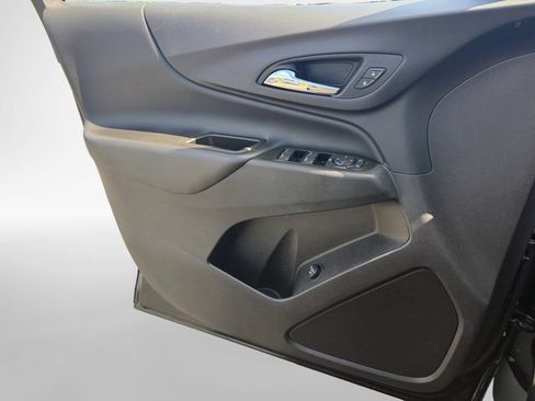 Certified 2024 Chevrolet Equinox LT AWD/4WD image 14