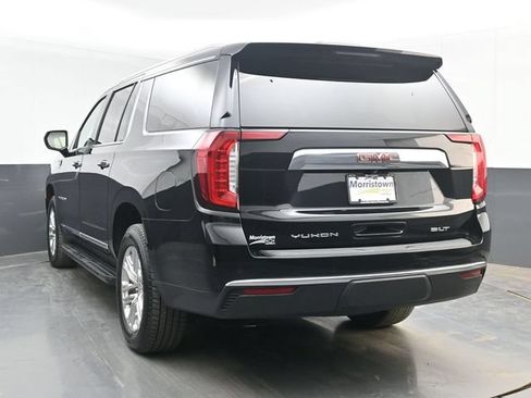 Used 2023 GMC Yukon XL SLT AWD/4WD image 12