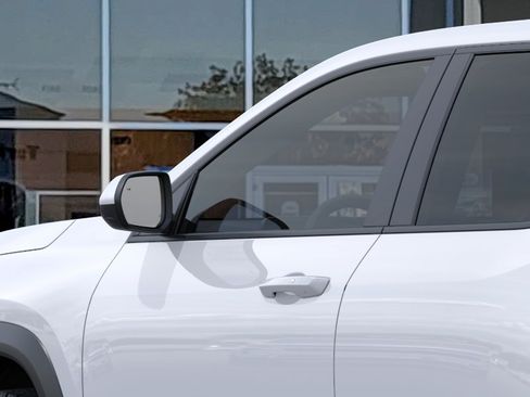 New 2027 Chevrolet Equinox LT FWD image 12