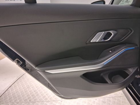 Certified 2023 BMW 330i Sedan w/ Convenience Package image 29