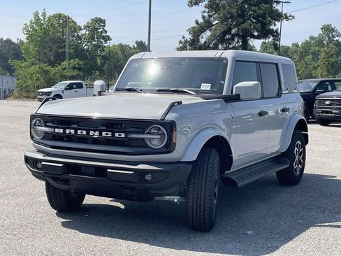 New 2026 Ford Bronco Outer Banks AWD/4WD image 5