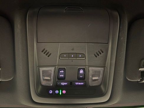 Certified 2021 Chevrolet Blazer RS w/ Driver Confidence II Package FWD image 15