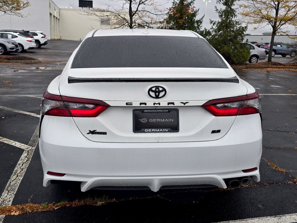 Used 2022 Toyota Camry SE w/ Convenience Package FWD image 7