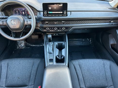 Used 2023 Honda Accord EX image 14