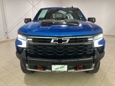 Used 2025 Chevrolet Silverado 1500 ZR2 image 8