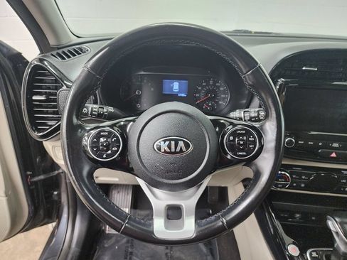 Used 2021 Kia Soul EX FWD image 14