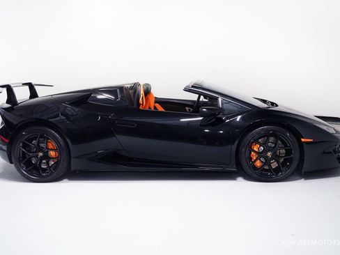 Used 2019 Lamborghini Huracan LP 580-2 RWD image 4