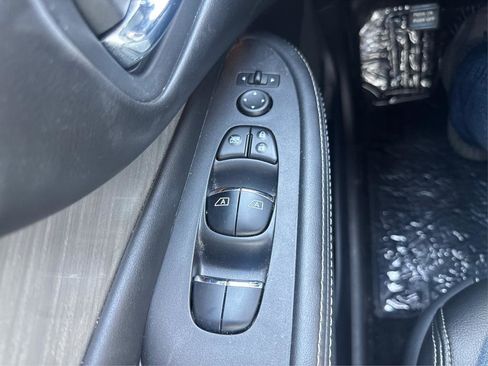 Used 2017 Nissan Murano Platinum w/ Platinum Technology Package image 27