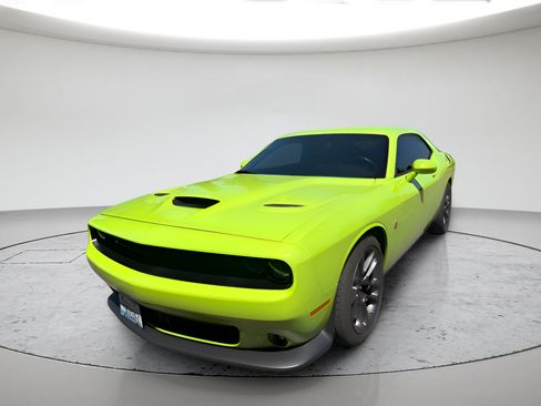 Used 2023 Dodge Challenger R/T Scat Pack w/ Plus Package RWD image 7