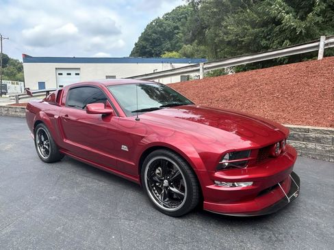 Used 2007 Ford Mustang GT RWD image 8