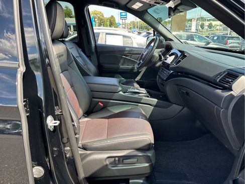 Used 2024 Honda Ridgeline Black Edition image 24