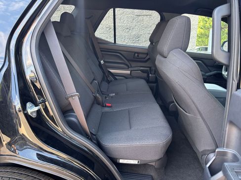 Used 2025 Toyota 4Runner SR5 RWD image 38