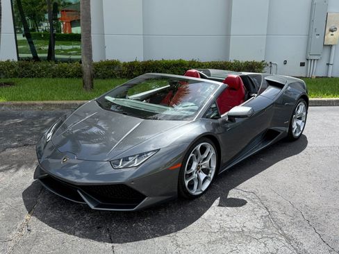 Used 2016 Lamborghini Huracan LP 610-4 AWD/4WD image 9