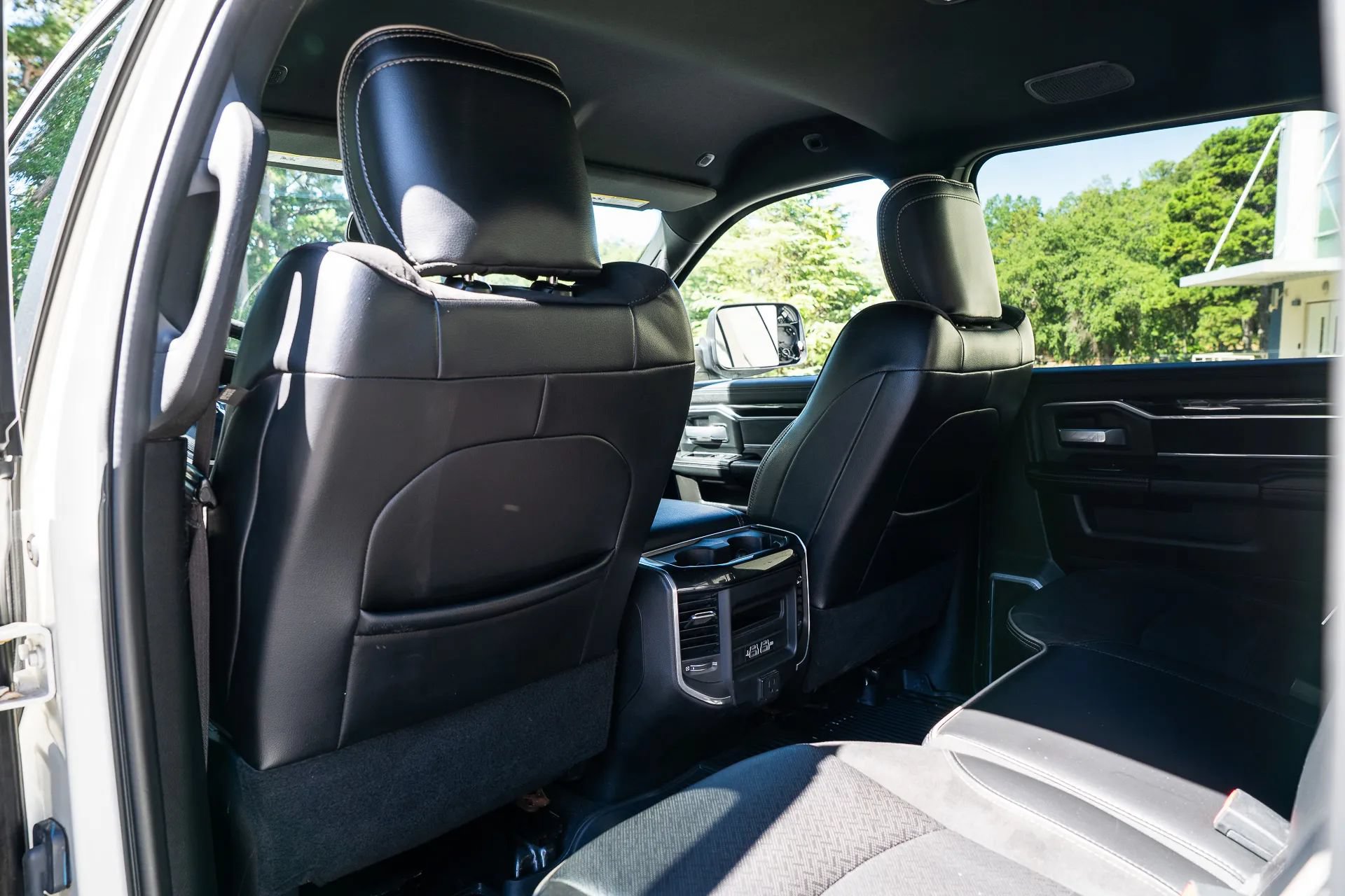 Used 2019 RAM 2500 Laramie w/ Night Edition AWD/4WD image 32
