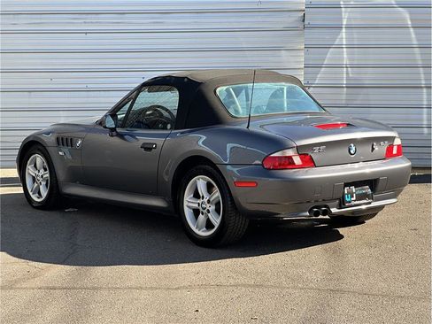 Used 2000 BMW Z3 2.5i image 3