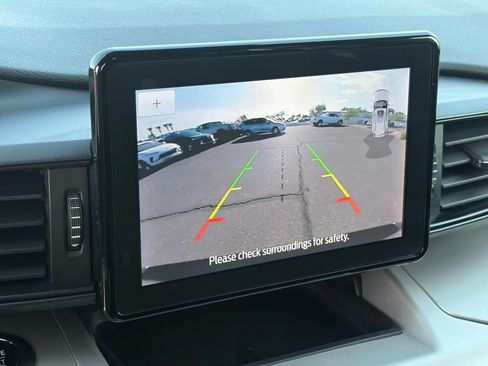Used 2023 Ford Explorer XLT w/ Class IV Trailer Tow Package AWD/4WD image 21
