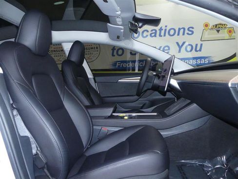 Used 2023 Tesla Model 3 Standard Range RWD image 7