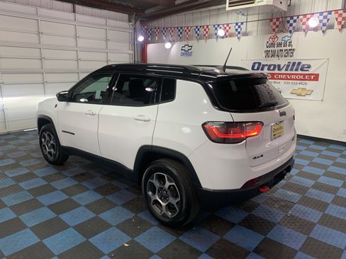 Used 2022 Jeep Compass Trailhawk w/ Trailhawk Elite Group image 4