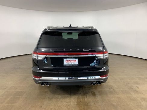 Used 2022 Lincoln Aviator AWD w/ Premium Package image 10