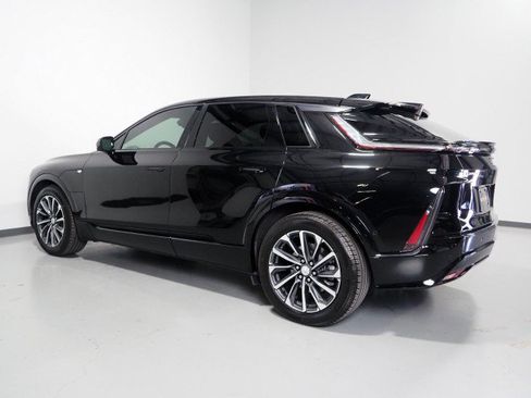 Used 2024 Cadillac Lyriq Sport RWD image 8