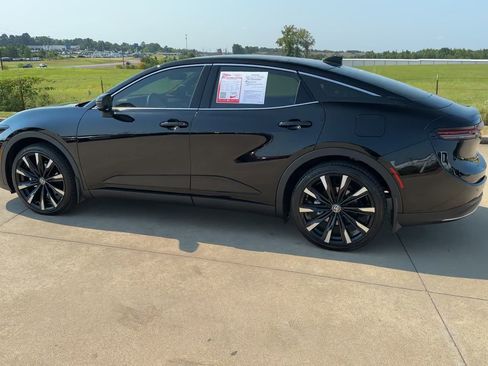 Used 2025 Toyota Crown Platinum image 6