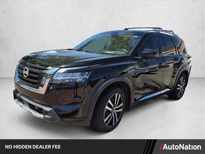Used 2023 Nissan Pathfinder Platinum