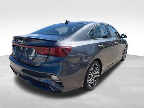 Used 2023 Kia Forte GT-Line w/ GT-Line Premium Package FWD image 5