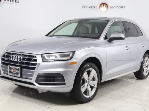 Used 2019 Audi Q5 2.0T Premium Plus w/ Premium Plus Package AWD/4WD image 5