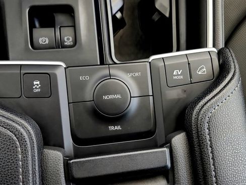 Certified 2026 Toyota Grand Highlander AWD Hybrid image 37