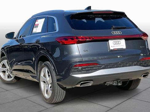 Used 2025 Audi Q5 Premium Plus w/ Premium Plus image 11