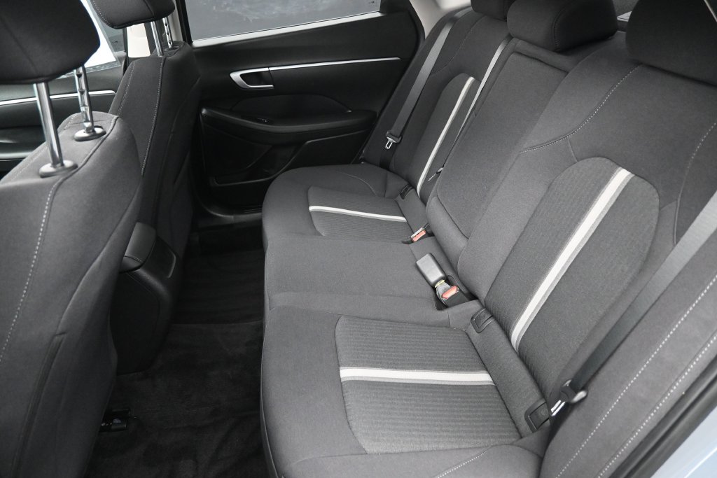 Used 2025 Hyundai Sonata SEL FWD image 30