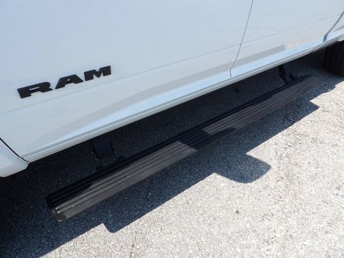 Used 2024 RAM 2500 Limited AWD/4WD image 50