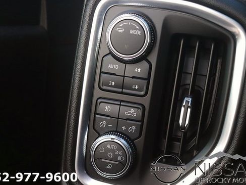 Used 2020 GMC Sierra 1500 AT4 w/ AT4 Premium Package image 25