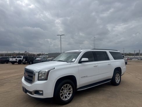 Used 2019 GMC Yukon XL SLT image 7