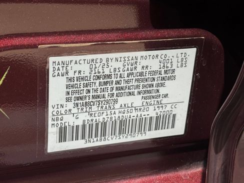 Used 2025 Nissan Sentra SV FWD image 28