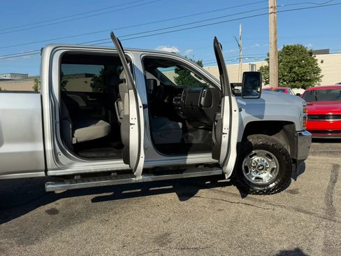 Used 2016 Chevrolet Silverado 2500 W/T w/ WT Convenience Package AWD/4WD image 24