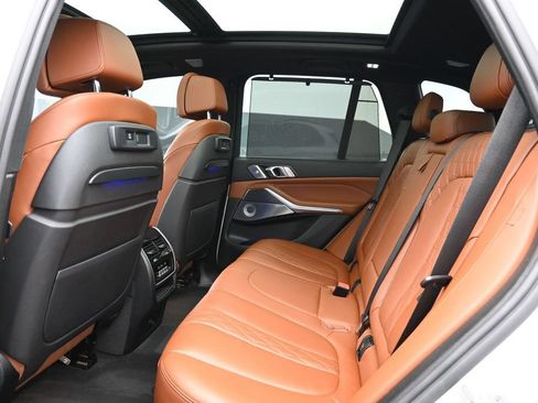 Used 2022 BMW X5 M50i w/ Executive Package AWD/4WD image 19