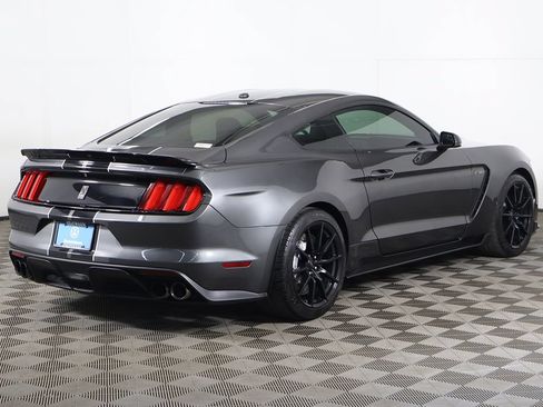 Used 2017 Ford Mustang Shelby GT350 RWD image 8