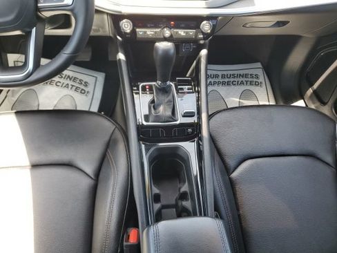 Used 2024 Jeep Compass Limited AWD/4WD image 21