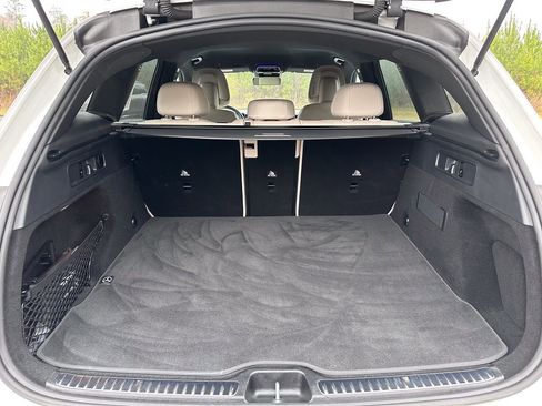 Used 2025 Mercedes-Benz GLC 300 GLC 300 image 29