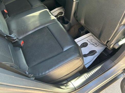 Used 2014 Jeep Compass Latitude image 11