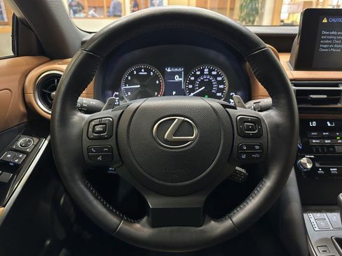 Used 2022 Lexus IS 300 w/ Comfort Package image 8