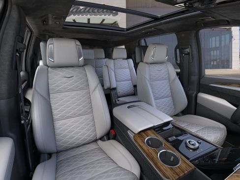New 2026 Cadillac Escalade Platinum Sport AWD/4WD image 16