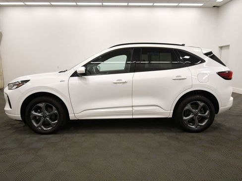 Used 2024 Ford Escape ST-Line Select AWD/4WD image 4